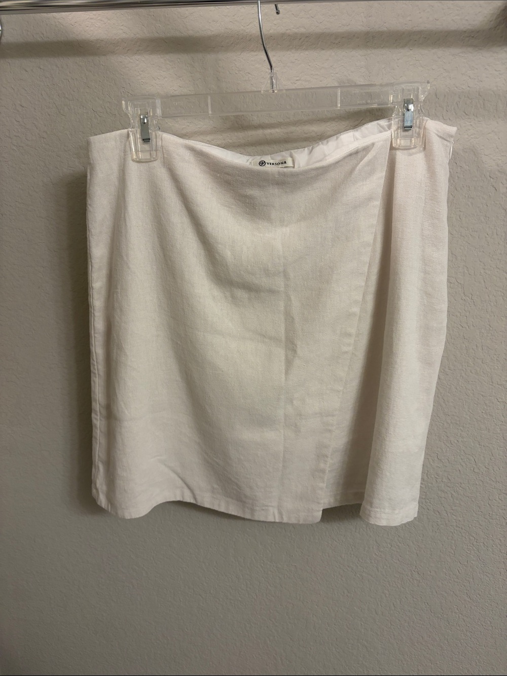 Versona White Linen Mini Skort